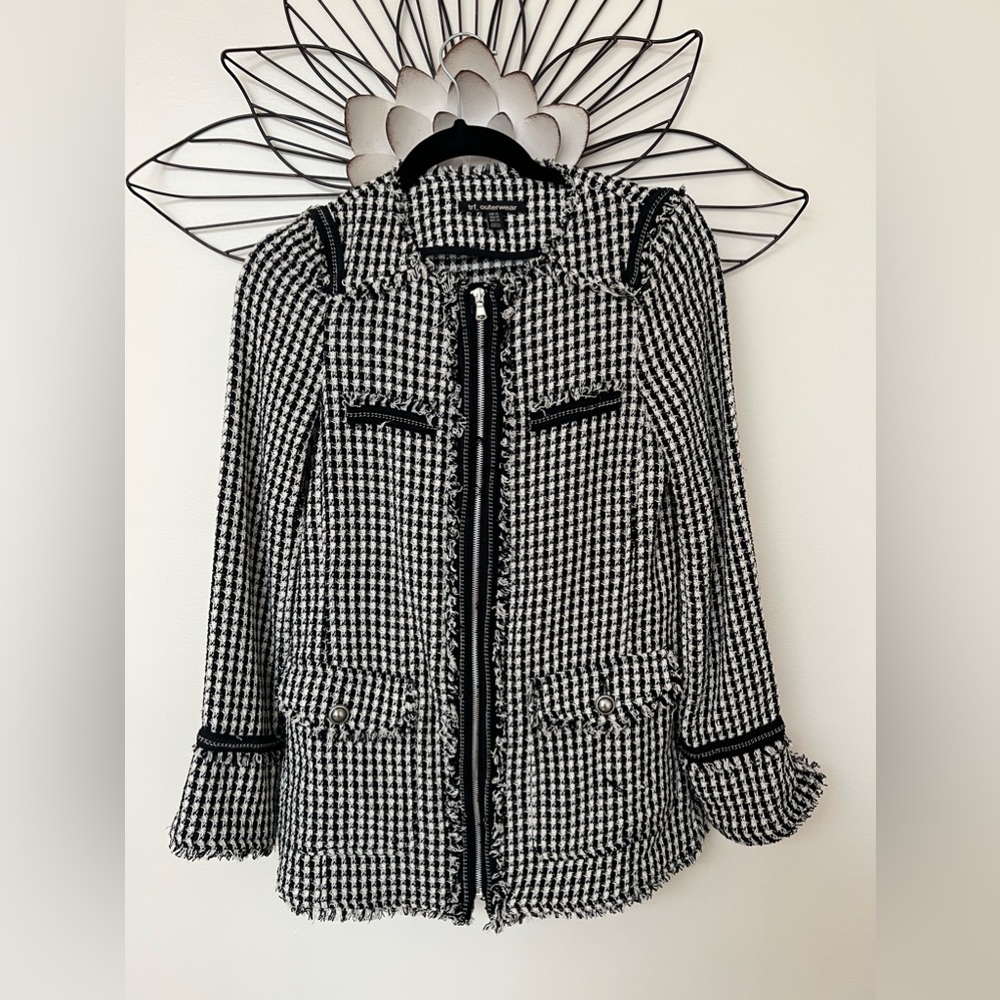 Elegant, Houndstooth Pattern Jacket From “Zara”; … - image 1